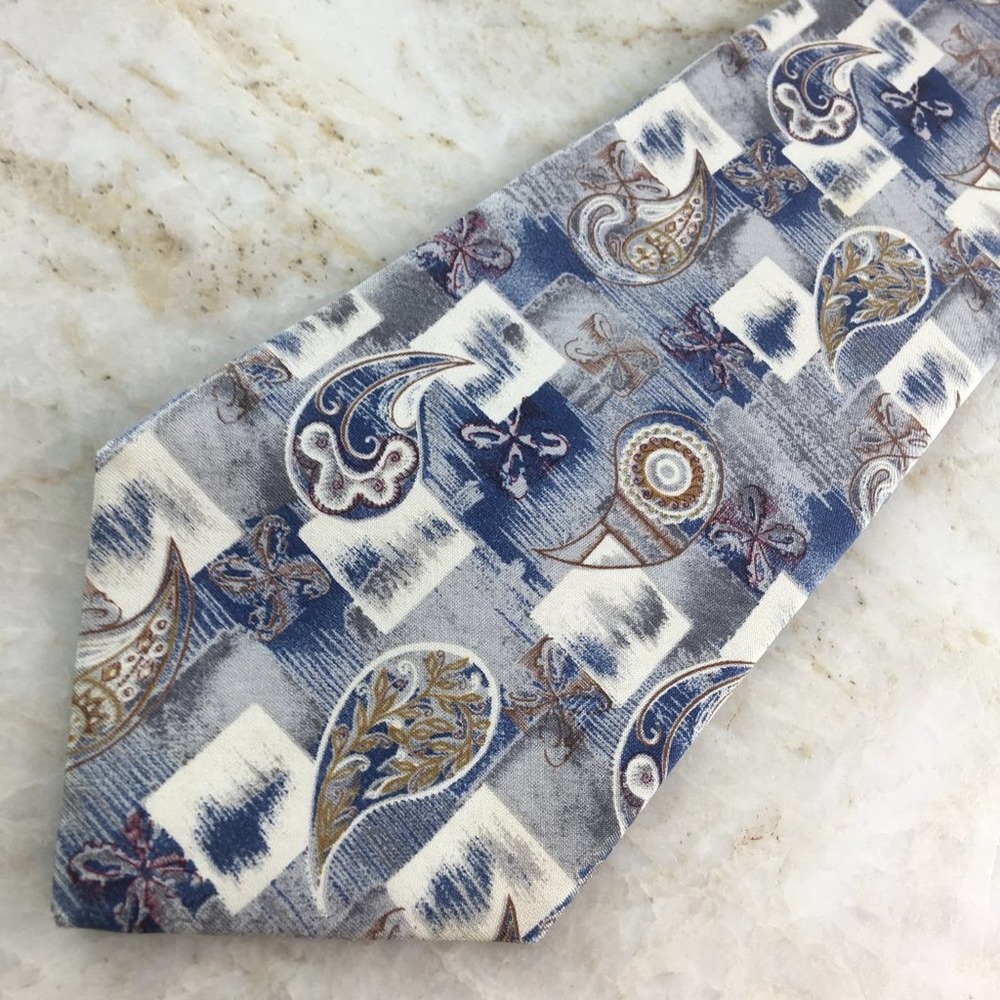 Mezzano Sandwashed Silk Paisley Tie